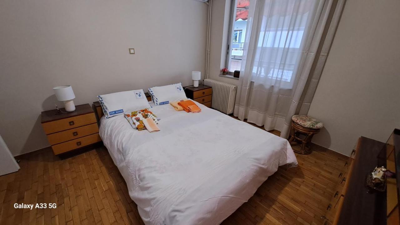 Sq Varnava Appartment Atena Exterior foto